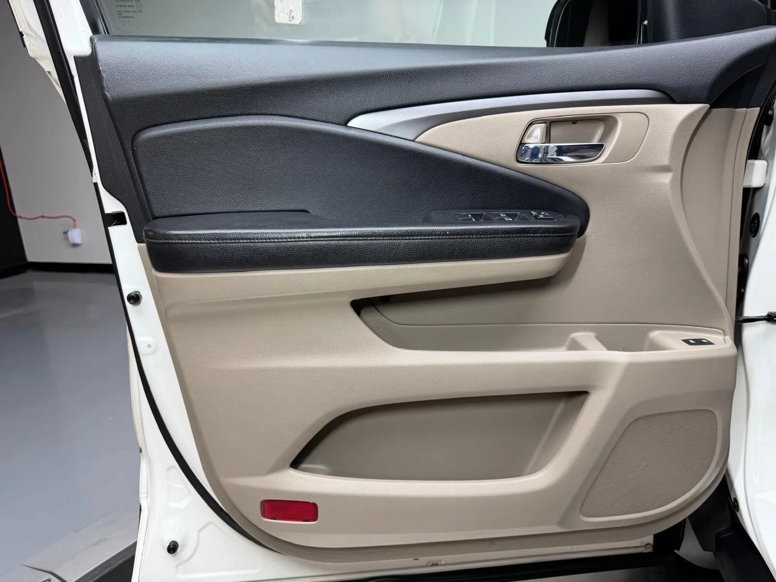 Used 2016 Honda Pilot EX-L image 27