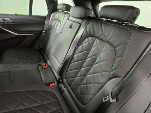 New 2026 BMW X5 xDrive40i w/ M Sport Package image 17