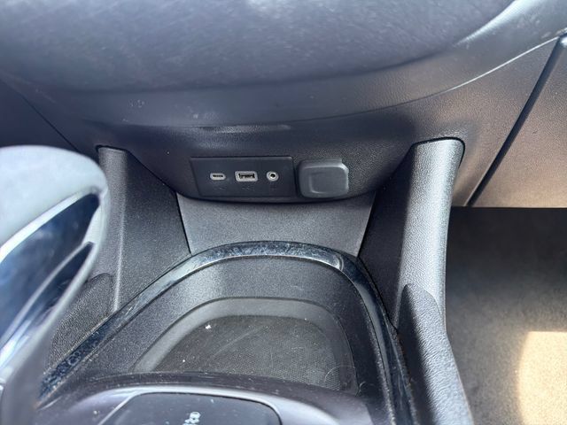 Used 2023 Chevrolet Malibu LT FWD image 21