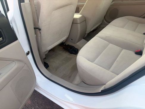 Used 2007 Ford Fusion S FWD image 11