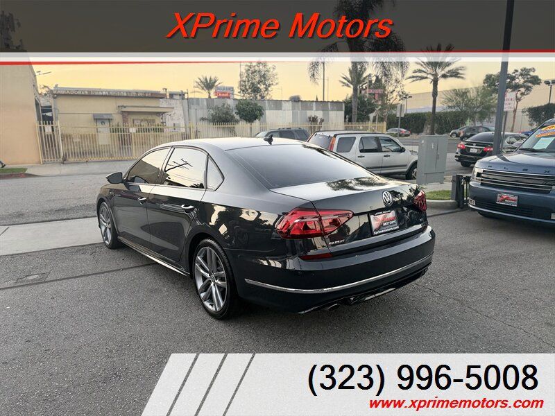 Used 2018 Volkswagen Passat 2.0T R-Line FWD image 5