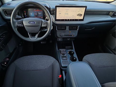 Certified 2025 Ford Maverick XL FWD image 11