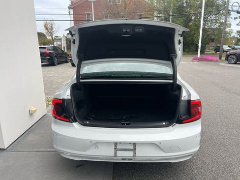 Certified 2022 Volvo S90 B6 Inscription w/ Advanced Package image 9