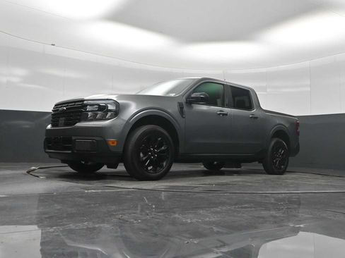 Used 2023 Ford Maverick Lariat w/ Lariat Luxury Package AWD/4WD image 30