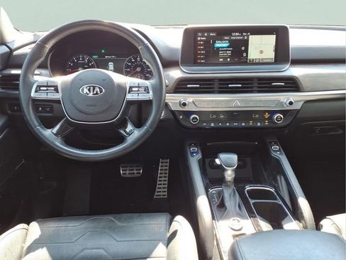 Used 2020 Kia Telluride SX w/ SX Prestige Package image 6