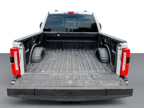Used 2024 Ford F250 Lariat w/ Lariat Ultimate Package AWD/4WD image 60