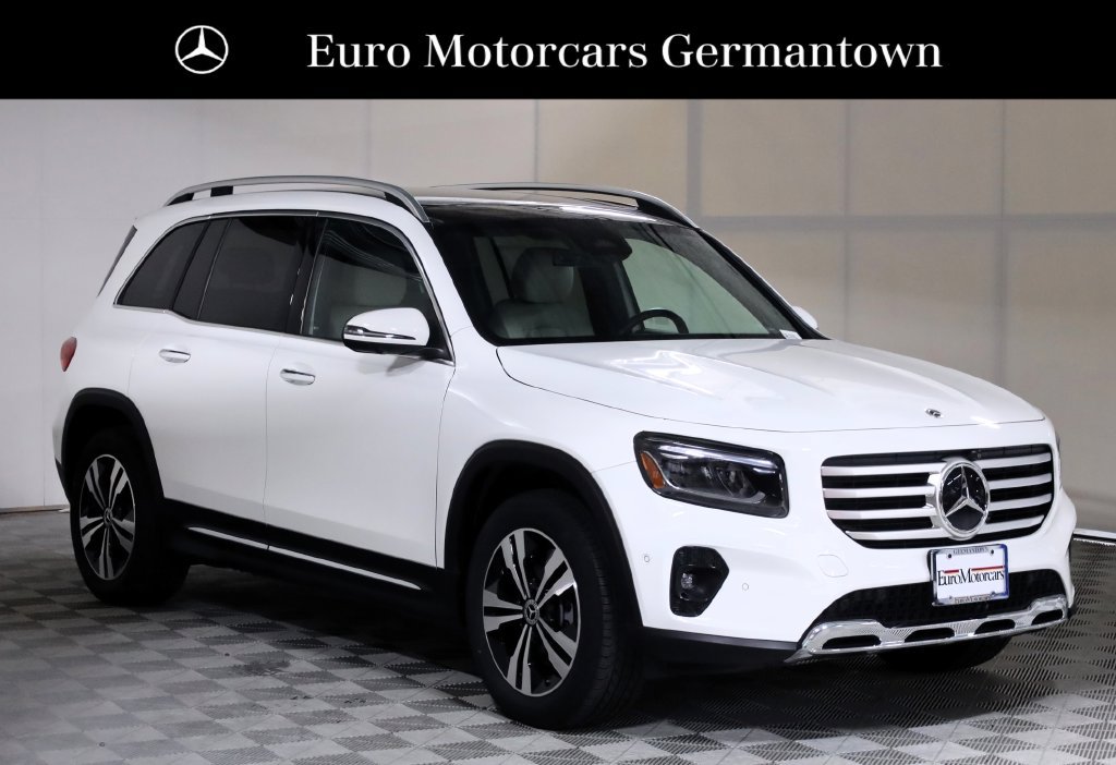 Used 2026 Mercedes-Benz GLB 250 4MATIC image 1
