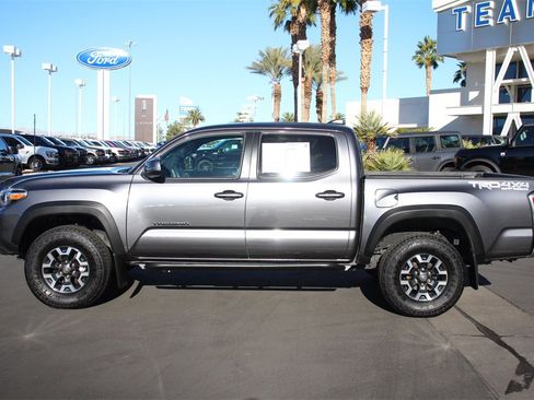 Used 2022 Toyota Tacoma TRD Off-Road image 4