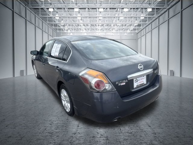 Used 2011 Nissan Altima 2.5 S FWD image 3
