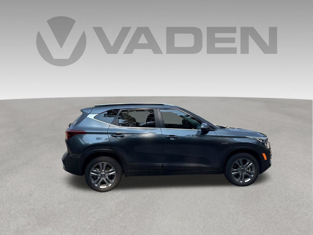 Used 2021 Kia Seltos S AWD/4WD image 25