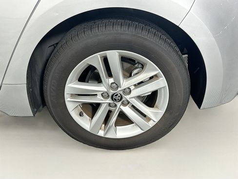 Used 2019 Toyota Corolla SE FWD image 11