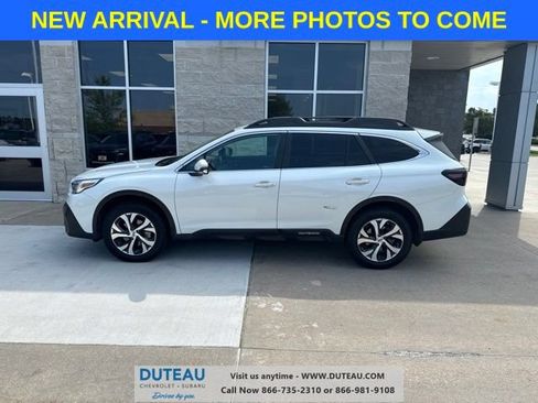 Used 2021 Subaru Outback Limited AWD/4WD image 1