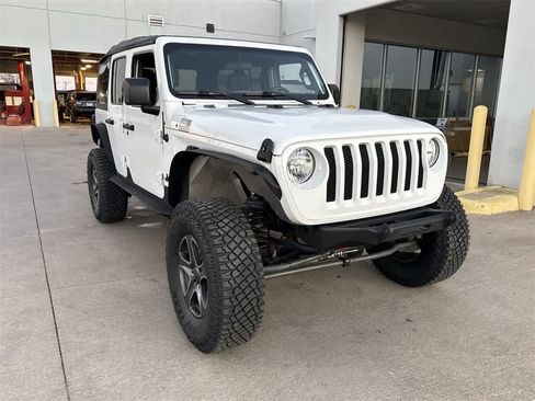 Used 2019 Jeep Wrangler Unlimited Sport S image 6
