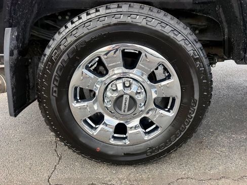 Used 2025 Ford F350 Lariat w/ Lariat Ultimate Package AWD/4WD image 58