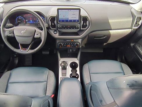 Used 2024 Ford Bronco Sport Outer Banks w/ Tech Package image 18