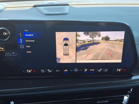 New 2026 Chevrolet Traverse High Country image 12