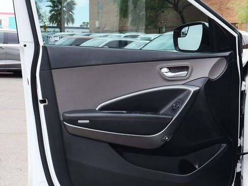 Used 2017 Hyundai Santa Fe Sport image 36