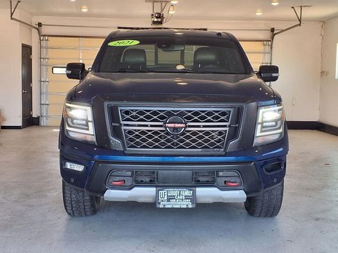 Used 2021 Nissan Titan PRO-4X w/ Pro-4x Convenience Package AWD/4WD image 21
