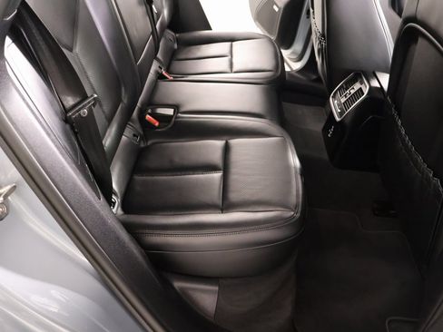 Used 2020 Porsche Macan image 15