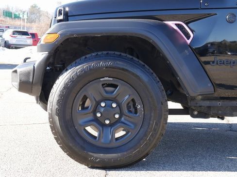 Used 2021 Jeep Gladiator Sport w/ Trailer Tow Package image 10