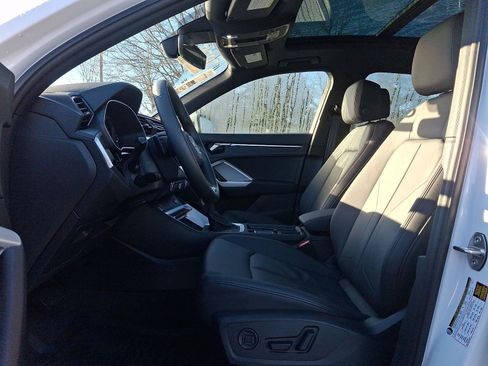 Certified 2025 Audi Q3 2.0T Premium w/ Convenience Package image 13