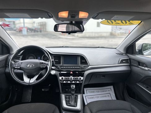 Used 2020 Hyundai Elantra Value Edition w/ Cargo Package (C1) FWD image 15