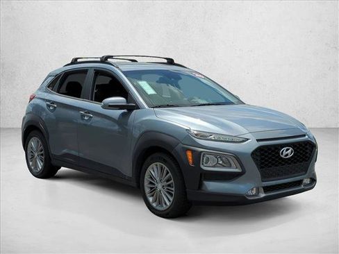 Used 2020 Hyundai Kona SEL Plus FWD image 3