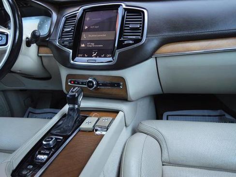 Used 2016 Volvo XC90 T6 Inscription image 21