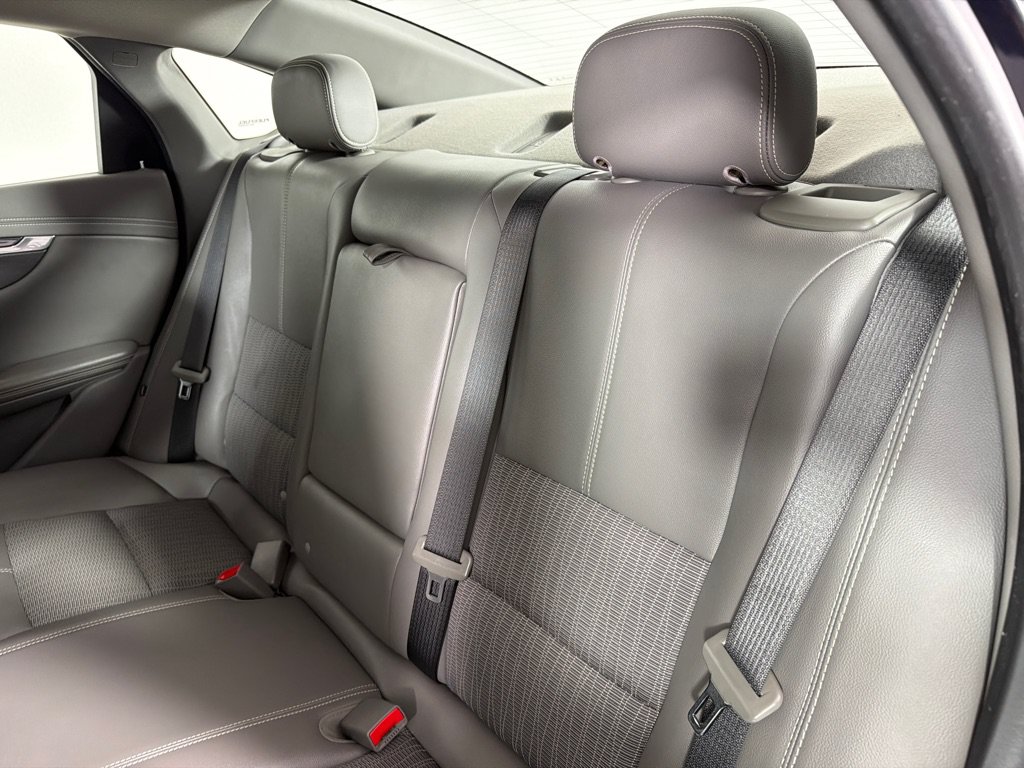 Used 2019 Chevrolet Impala LS FWD image 19