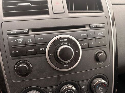 Used 2011 MAZDA CX-9 Touring image 12