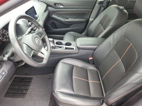 Used 2022 Nissan Altima 2.5 SR FWD image 9