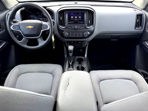 Used 2022 Chevrolet Colorado W/T w/ WT Convenience Package image 17