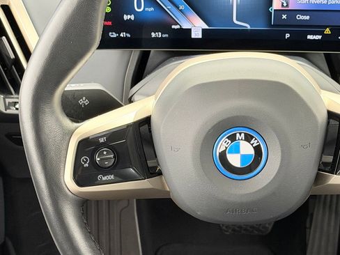 Used 2023 BMW iX xDrive50 w/ Ultimate Package 2 AWD/4WD image 11