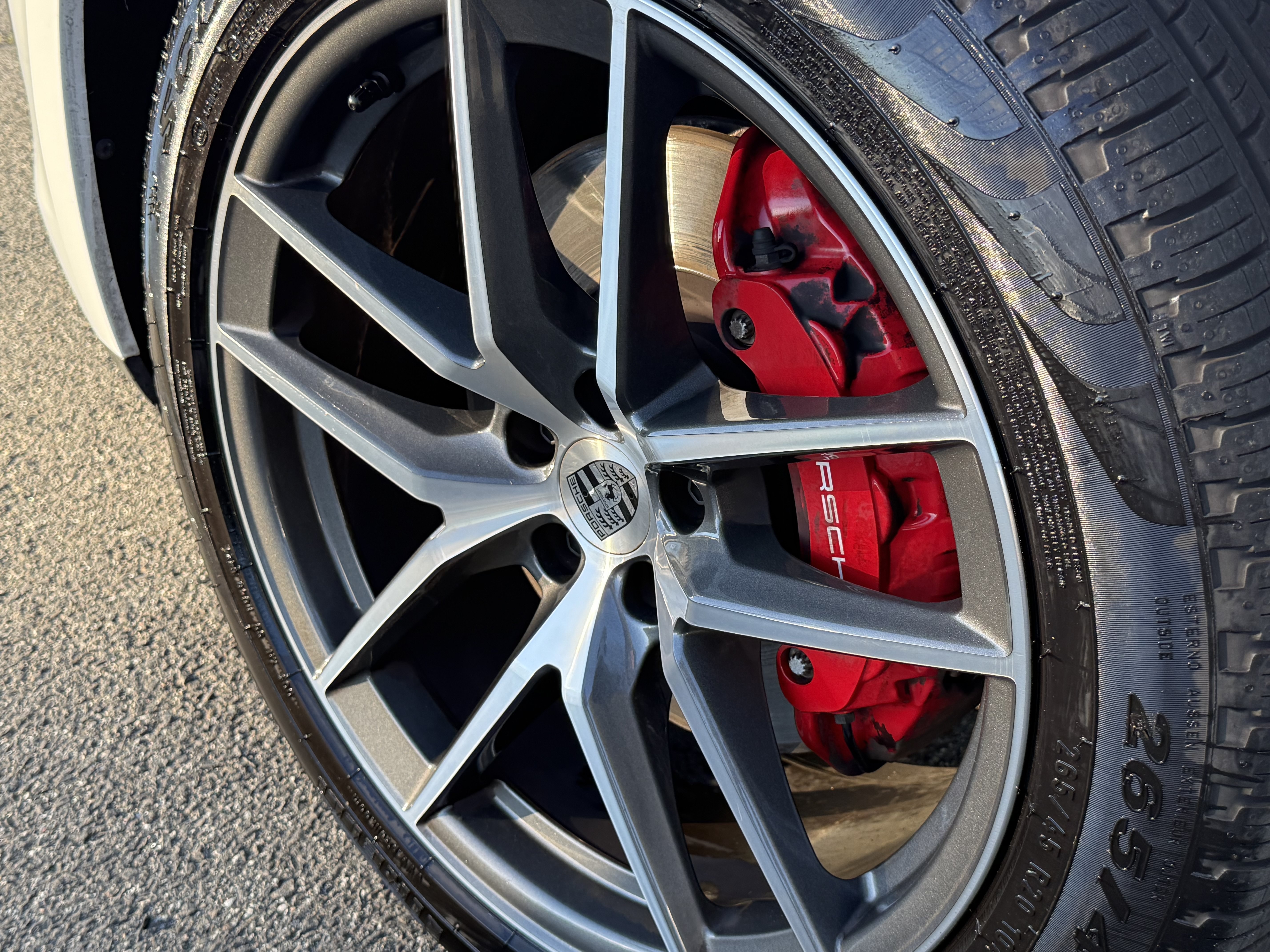 Certified 2023 Porsche Macan S AWD/4WD image 14
