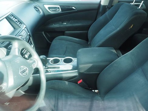 Used 2013 Nissan Pathfinder SV image 5