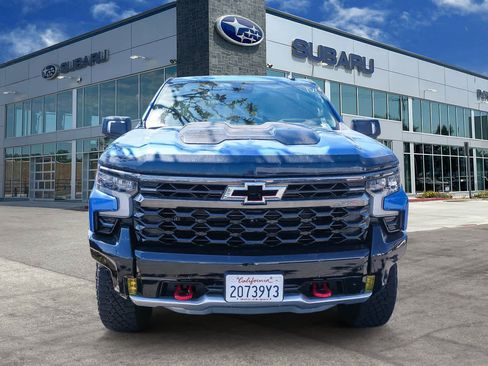 Used 2024 Chevrolet Silverado 1500 ZR2 w/ Technology Package AWD/4WD image 5