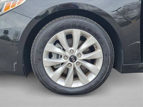 Used 2017 Kia Optima EX w/ Premium Package image 25