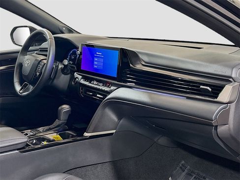 Used 2025 Toyota Camry XSE w/ Premium Package image 27