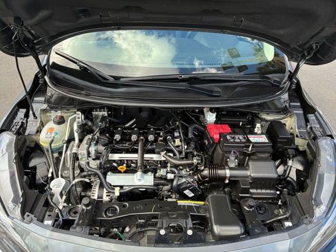 Used 2025 Nissan Versa SV FWD image 30