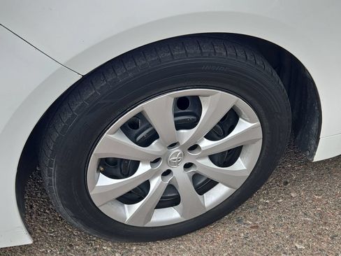 Used 2024 Toyota Corolla LE FWD image 24