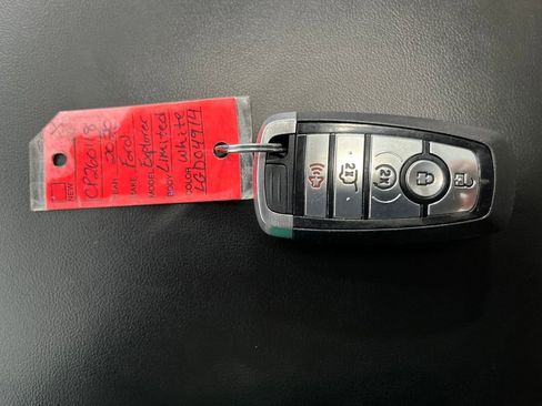 Used 2020 Ford Explorer Limited AWD/4WD image 31