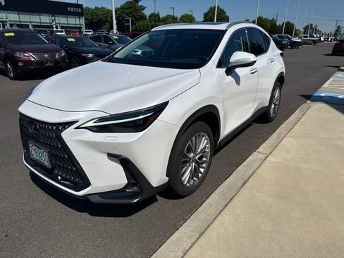 Used 2024 Lexus NX 350h AWD w/ Vision Package image 3