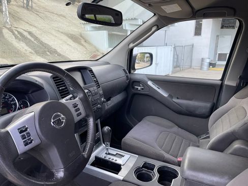 Used 2012 Nissan Pathfinder SV RWD image 8