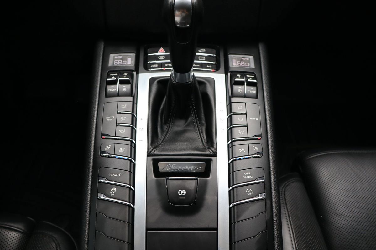 Used 2016 Porsche Macan S AWD/4WD image 22