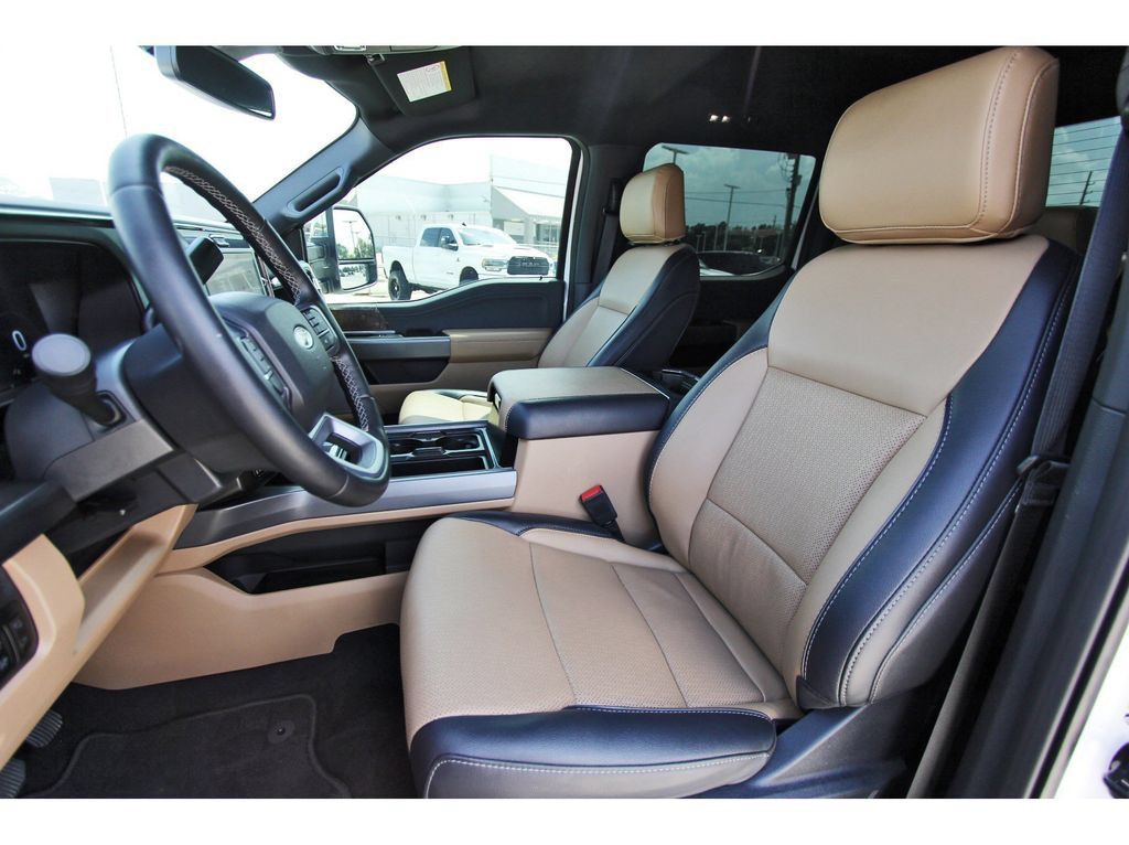 Used 2026 Ford F250 Lariat w/ Chrome Package AWD/4WD image 32