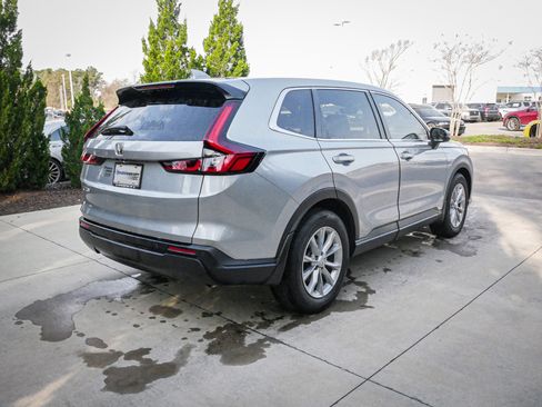 Used 2023 Honda CR-V EX-L image 11