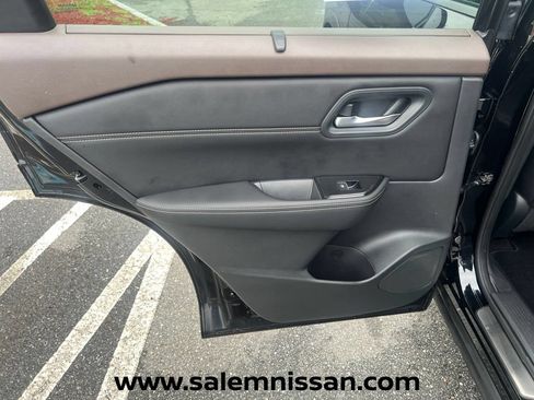 Used 2023 Nissan Rogue SL w/ SL Premium Package AWD/4WD image 20