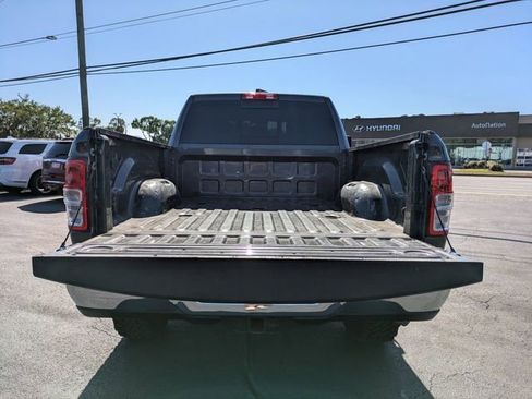 Used 2024 RAM 2500 Tradesman w/ Chrome Appearance Group AWD/4WD image 12