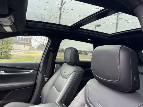Used 2023 Cadillac XT5 Premium Luxury w/ LPO, Floor Liner Package AWD/4WD image 21