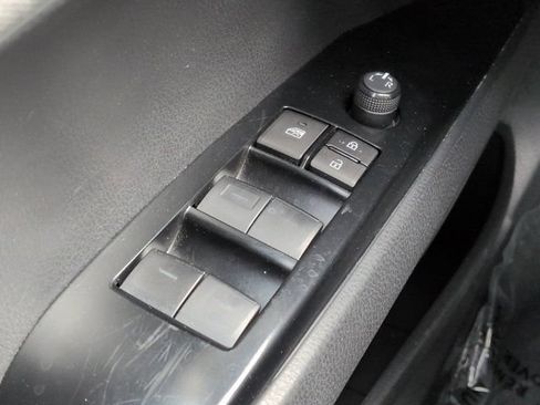 Used 2025 Toyota Camry LE FWD image 21